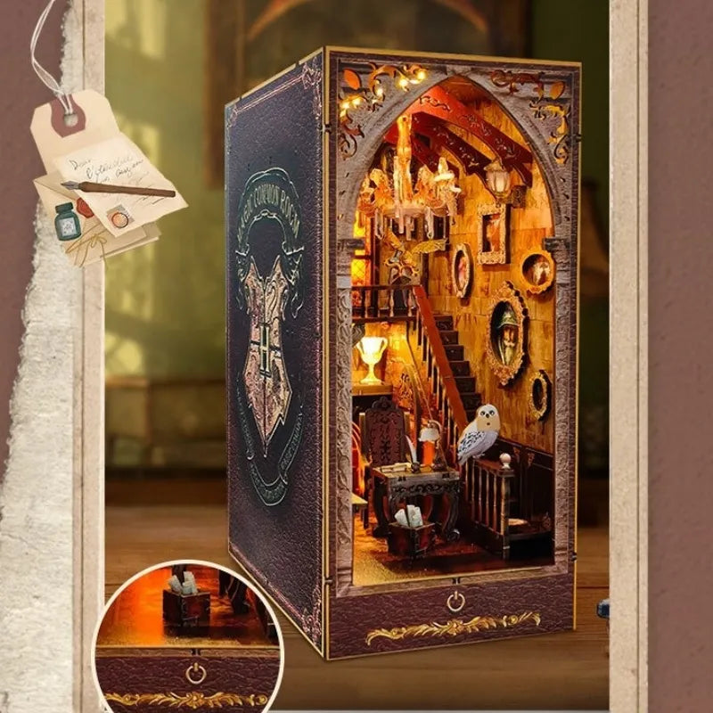 Book Nook - Auditorium Magique · style Hogwarts · book nook · Nookora