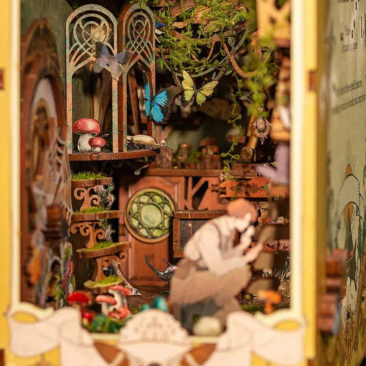 Book Nook - Histoires d'Insectes · book nook · Nookora