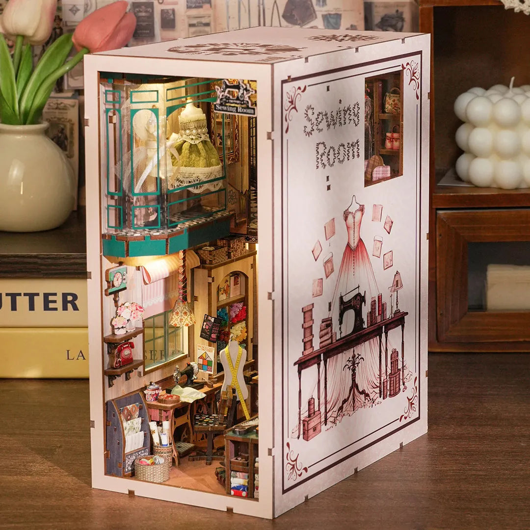 Book Nook - L'Atelier de Couture · book nook · Nookora