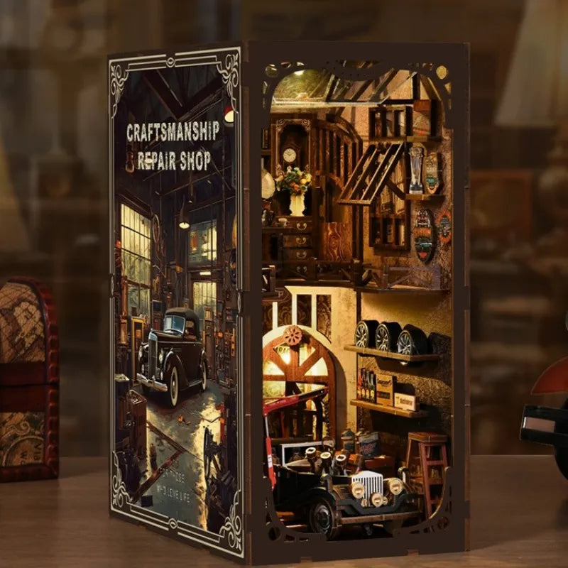 L'Atelier de l'Artisan · book nook astronomie, aventure miniature à construire · Nookora