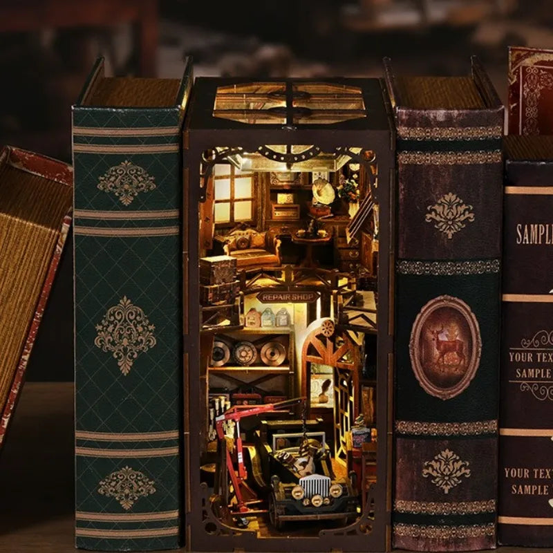 L'Atelier de l'Artisan · kit book nook astronomie, aventure · Nookora atelier français