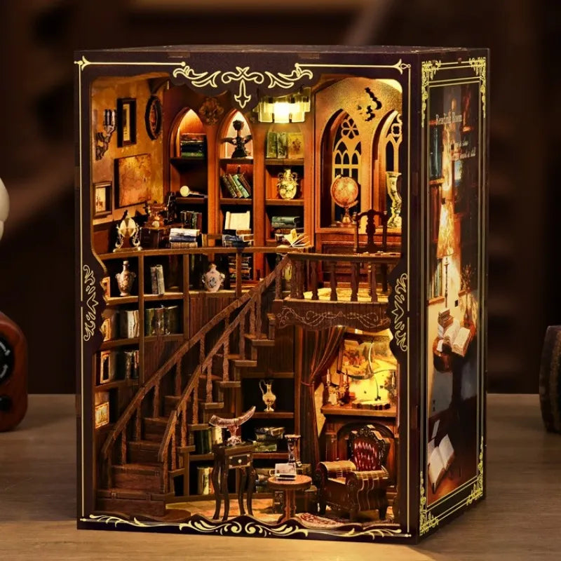 Book Nook - La Bibliothèque des Rimes Anciennes · book nook · Nookora