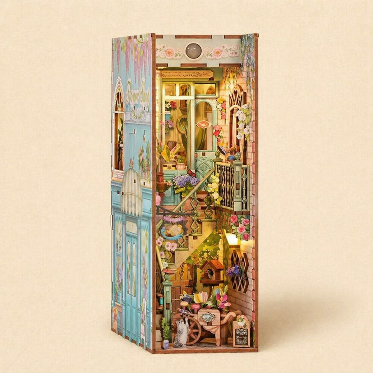 Book Nook - La Boutique de Fleurs · book nook japonais · packshot premium · Nookora