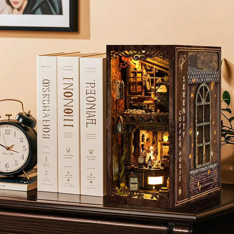 La Maison-Café Sérénité · kit book nook amour, asie · Nookora atelier français