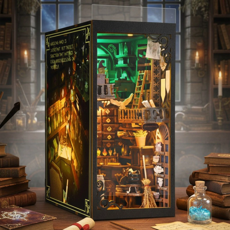 La Maison du Sorcier Maître · book nook animaux, astronomie miniature à construire · Nookora