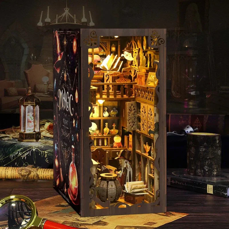 La Nuit Magique · book nook astronomie, bibliotheque miniature à construire · Nookora