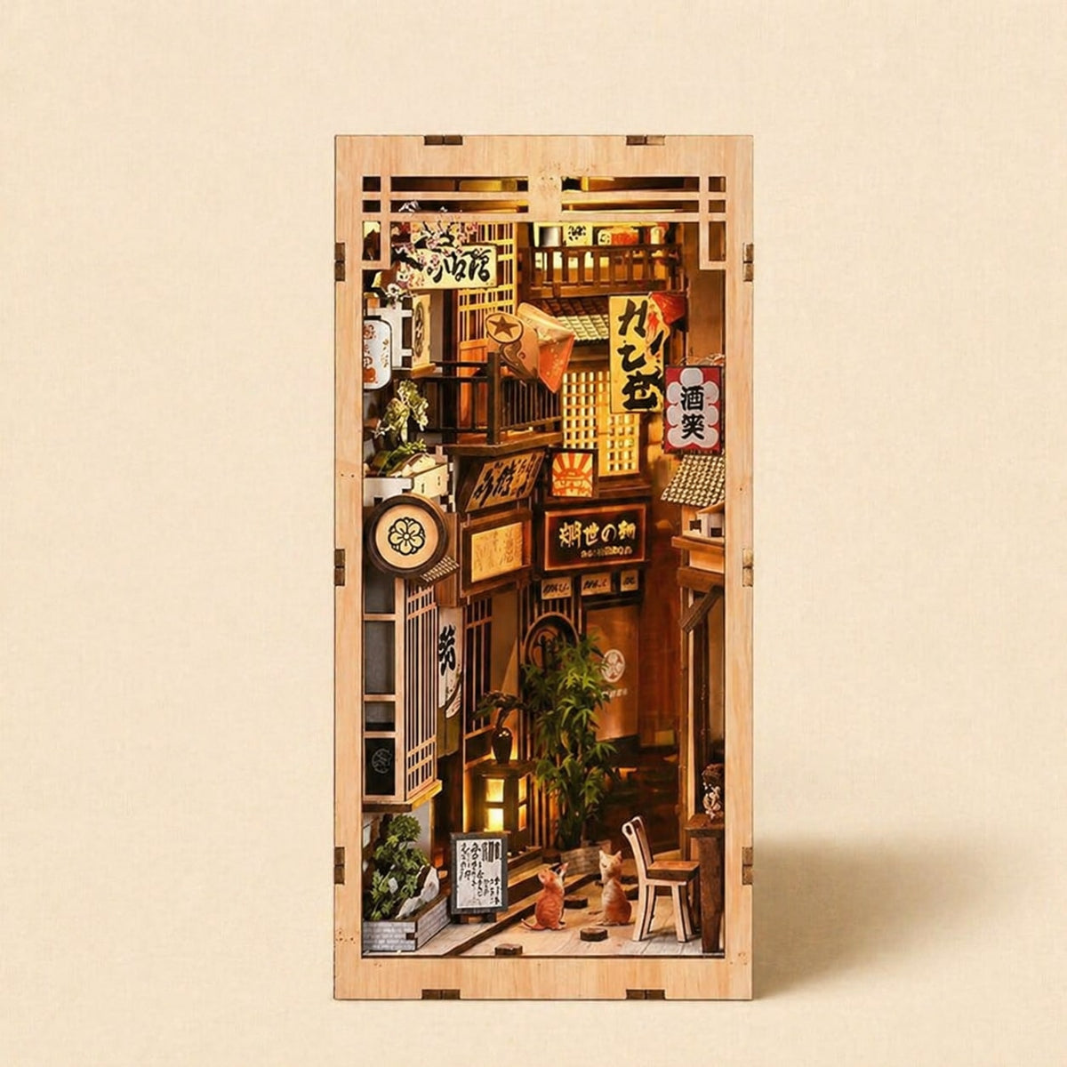 Book Nook - La Ruelle qui Attend le Chat · book nook japonais · packshot premium · Nookora