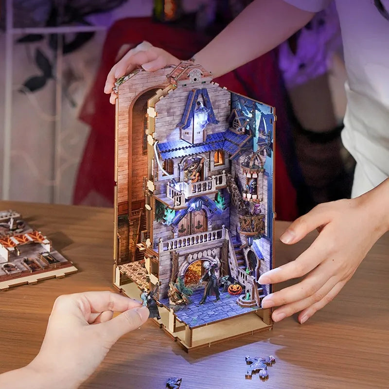 Le Carnaval des Monstres · kit book nook amour, astronomie · Nookora atelier français