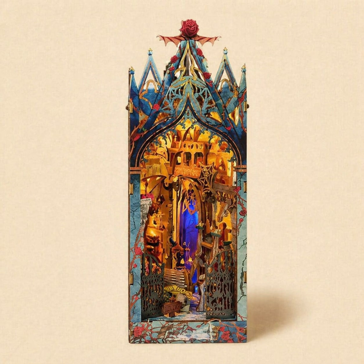 Book Nook - Le Château du Crépuscule · book nook japonais · packshot premium · Nookora