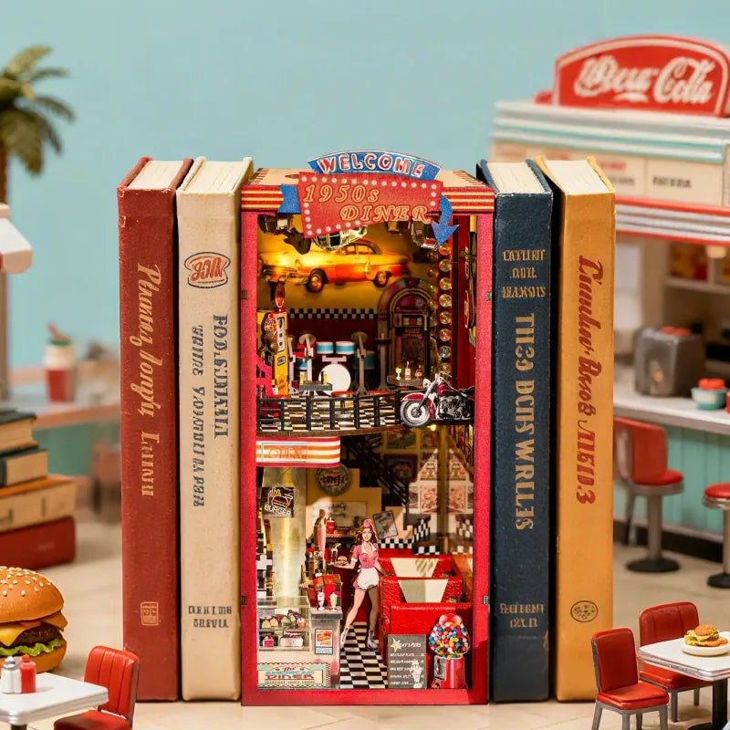 Book Nook - Le Diner Américain · book nook · Nookora