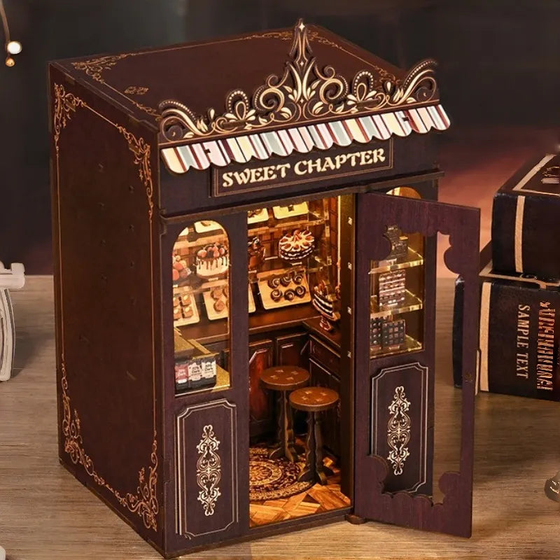 Le Doux Chapitre · book nook animaux, astronomie miniature à construire · Nookora