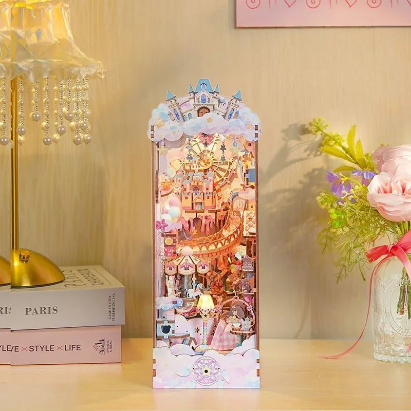 Le Doux Rêve · book nook animaux, astronomie miniature à construire · Nookora