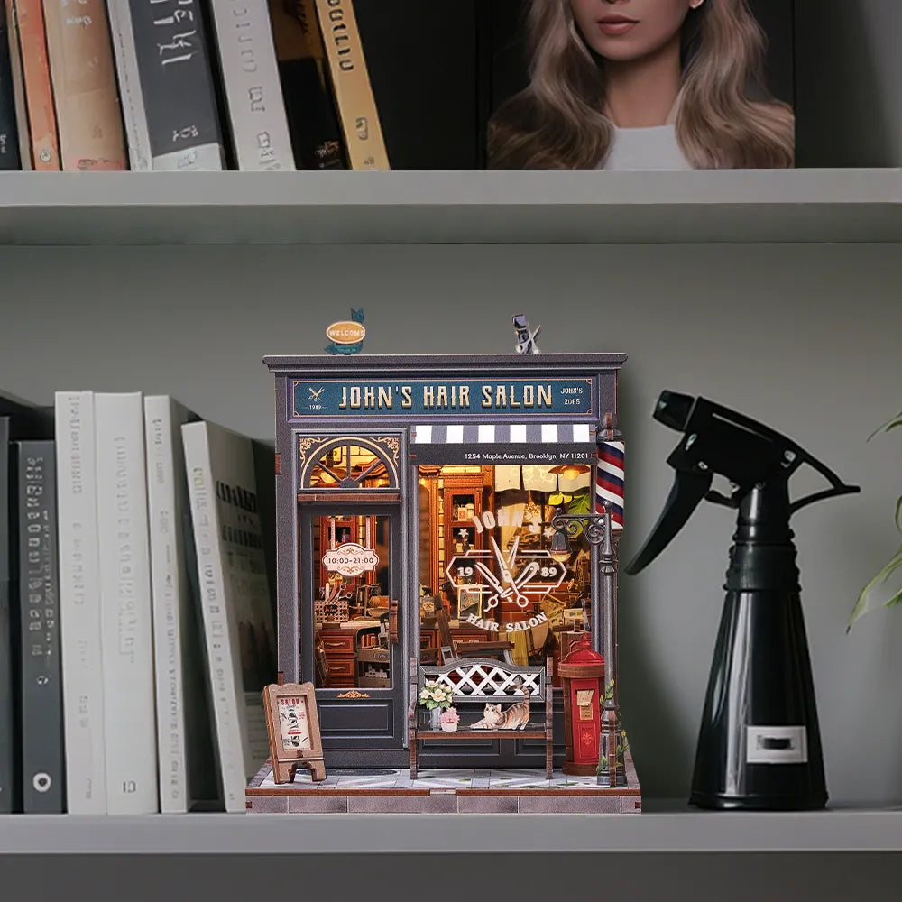 Book Nook - Le Salon de Coiffure de John · maison miniature · book nook · Nookora