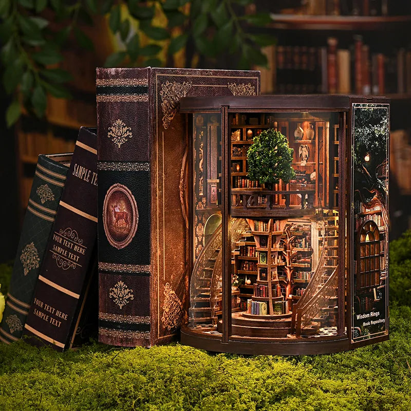 Book Nook - Les Anneaux du Savoir · book nook · Nookora